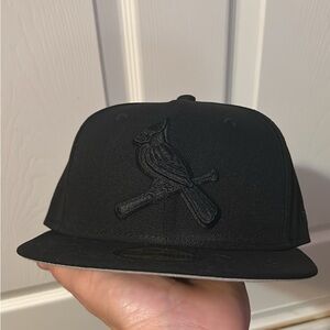 New Era Blackout fitted Hat St.Louis Cardinals